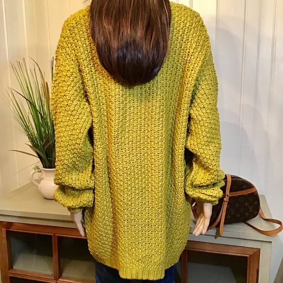 Sale! QUALITY CABLE KNIT OVERSIZE CARDIGAN GOLDEN HONEY - Picture 9 of 10